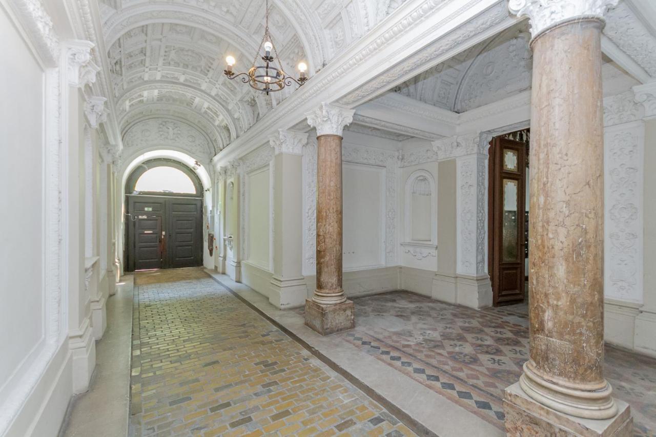 Andrassy Str. Luxury Apartment Budapest Exteriör bild