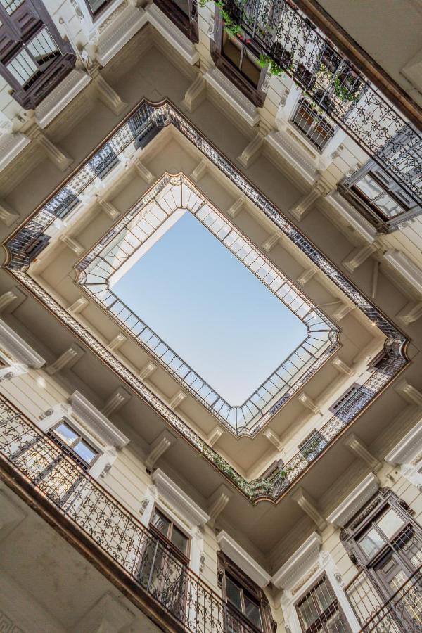 Andrassy Str. Luxury Apartment Budapest Exteriör bild